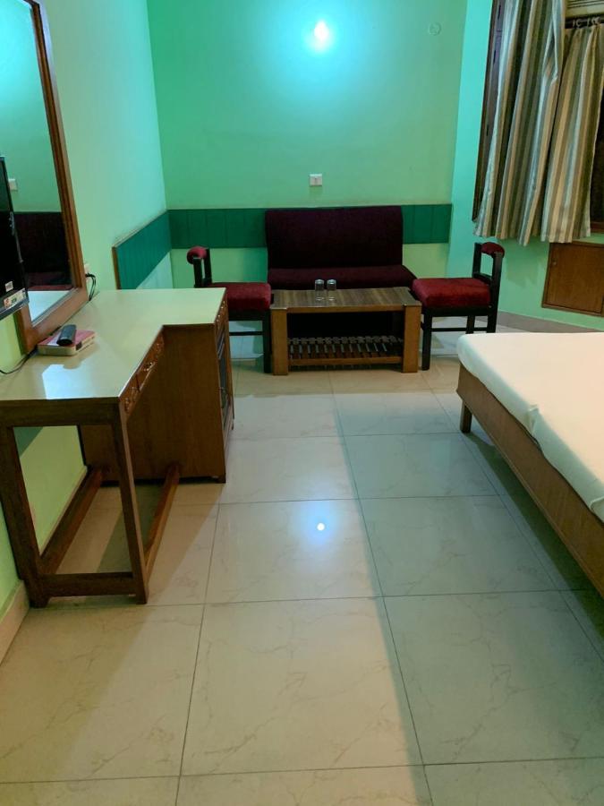 Hotel Raman'S Jagadhri Экстерьер фото